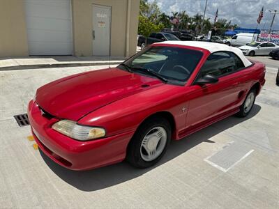 1995 Ford Mustang   - Photo 1 - Miami, FL 33147