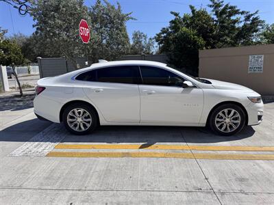2020 Chevrolet Malibu LT   - Photo 5 - Miami, FL 33147