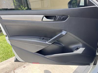 2020 Volkswagen Passat SE - Photo 13 - Miami, FL 33147
