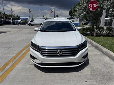 2020 Volkswagen Passat SE - Photo 2 - Miami, FL 33147