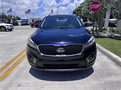 2016 Kia Sorento LX - Photo 2 - Miami, FL 33147