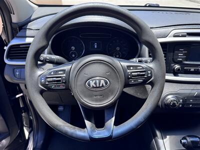 2016 Kia Sorento LX - Photo 9 - Miami, FL 33147
