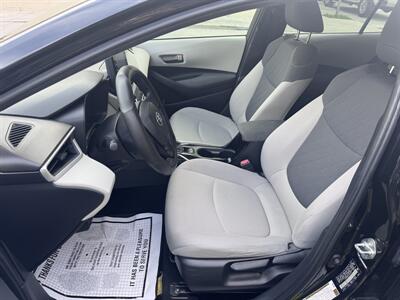 2022 Toyota Corolla LE   - Photo 15 - Miami, FL 33147