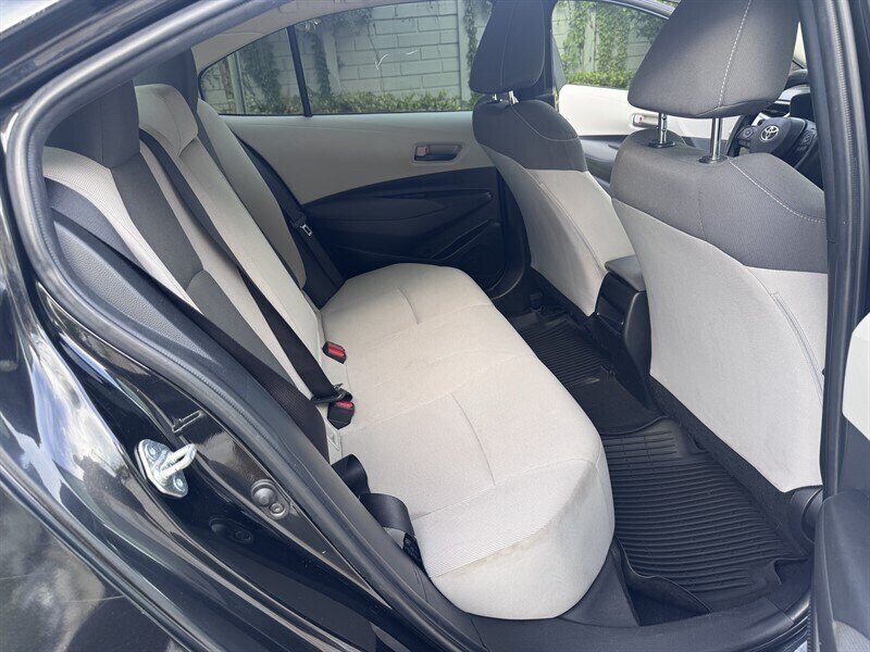 2022 Toyota Corolla LE - Photo 13