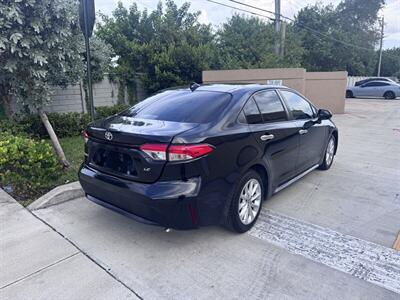 2022 Toyota Corolla LE   - Photo 5 - Miami, FL 33147