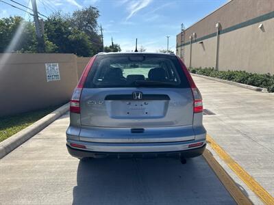 2011 Honda CR-V LX   - Photo 6 - Miami, FL 33147