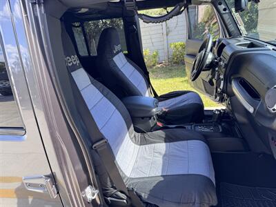 2016 Jeep Wrangler Unlimited Sahara   - Photo 16 - Miami, FL 33147