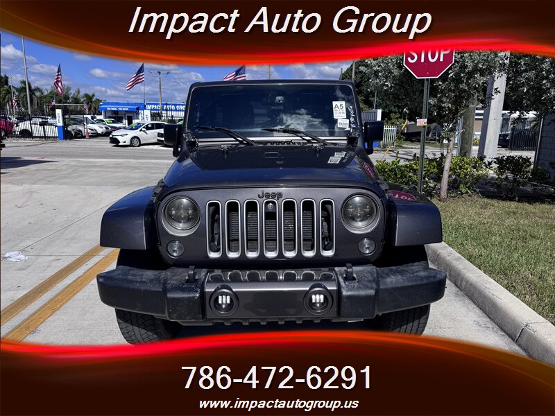 2016 Jeep Wrangler Unlimited Sahara  