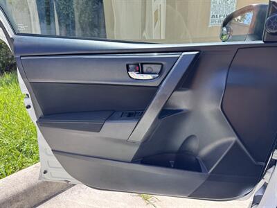 2019 Toyota Corolla LE   - Photo 15 - Miami, FL 33147
