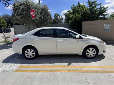 2019 Toyota Corolla LE   - Photo 6 - Miami, FL 33147