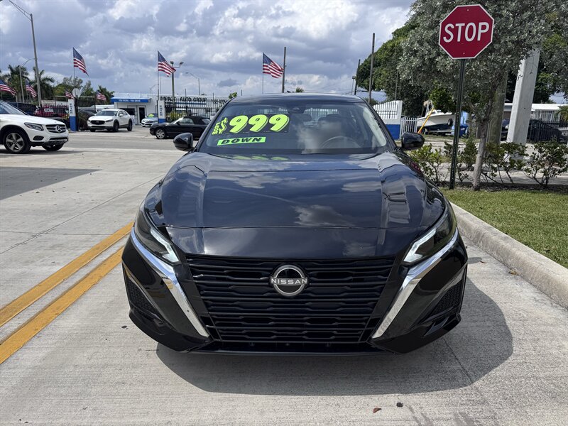 2023 Nissan Altima 2.5 SV  