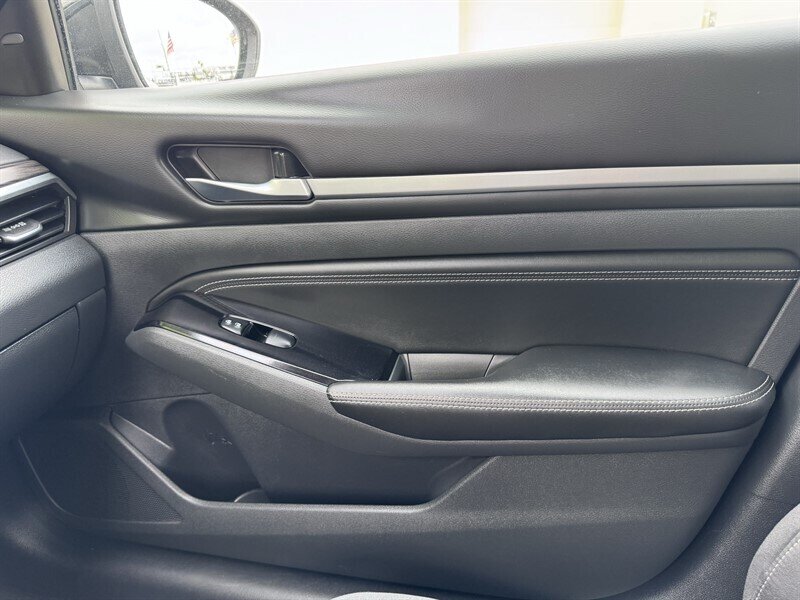 2023 Nissan Altima 2.5 SV - Photo 13 - Miami, FL 33147