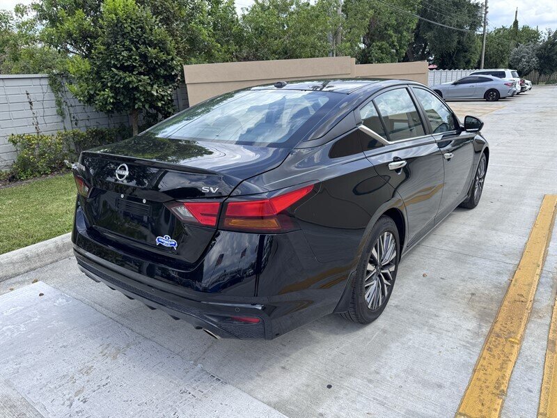2023 Nissan Altima 2.5 SV - Photo 5 - Miami, FL 33147
