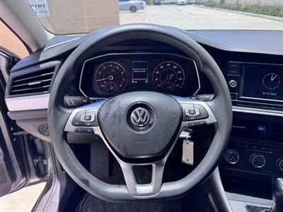 2019 Volkswagen Jetta S   - Photo 9 - Miami, FL 33147