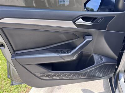 2019 Volkswagen Jetta S   - Photo 11 - Miami, FL 33147