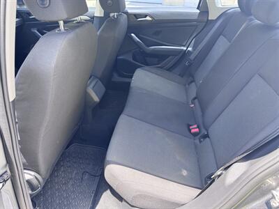 2019 Volkswagen Jetta S   - Photo 4 - Miami, FL 33147