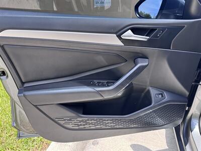 2019 Volkswagen Jetta S   - Photo 11 - Miami, FL 33147