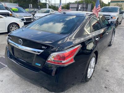 2014 Nissan Altima 2.5 SV   - Photo 20 - Miami, FL 33147