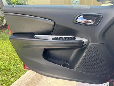 2018 Dodge Journey SE   - Photo 12 - Miami, FL 33147