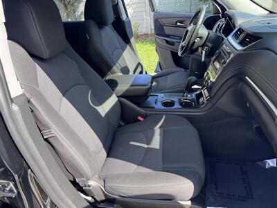 2016 Chevrolet Traverse LT - Photo 17 - Miami, FL 33147