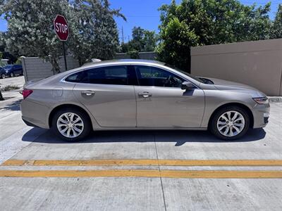 2023 Chevrolet Malibu LT   - Photo 4 - Miami, FL 33147