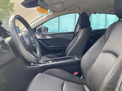 2018 Mazda Mazda3 Sport   - Photo 17 - Miami, FL 33147