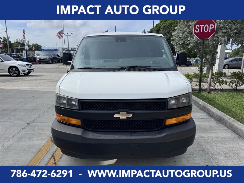 2020 Chevrolet Express 3500  