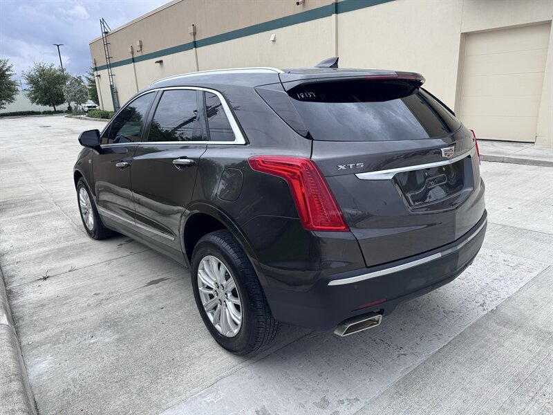 2018 Cadillac XT5 - Photo 7 - Miami, FL 33147