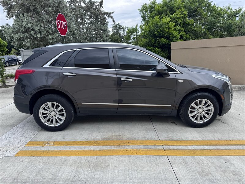 2018 Cadillac XT5 - Photo 4 - Miami, FL 33147