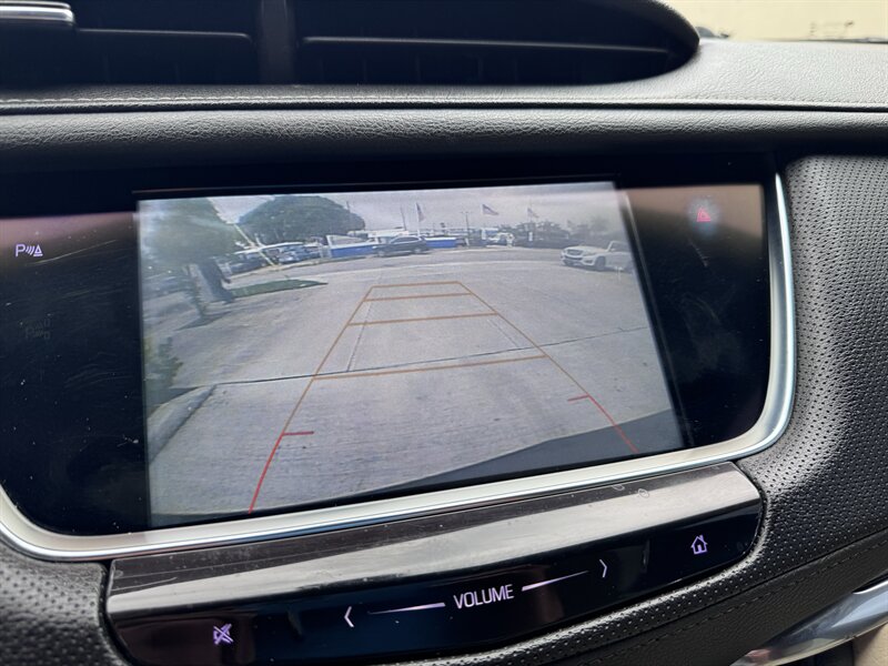 2018 Cadillac XT5 - Photo 11 - Miami, FL 33147