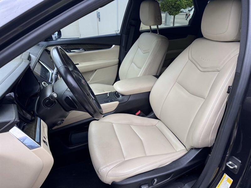 2018 Cadillac XT5 - Photo 14 - Miami, FL 33147