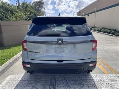 2019 Honda Passport EX-L   - Photo 6 - Miami, FL 33147