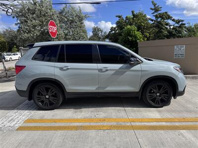 2019 Honda Passport EX-L   - Photo 4 - Miami, FL 33147