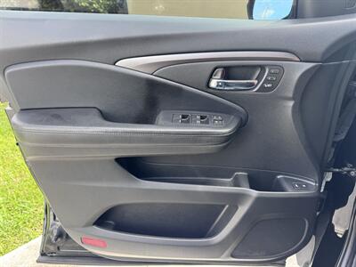 2019 Honda Passport EX-L   - Photo 13 - Miami, FL 33147