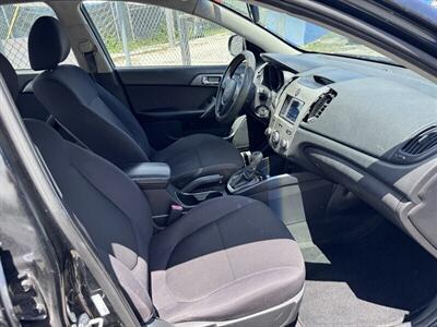 2013 Kia Forte EX   - Photo 7 - Miami, FL 33147