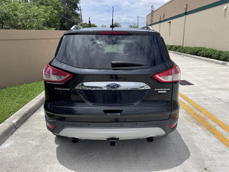 2015 Ford Escape Titanium - Photo 6 - Miami, FL 33147