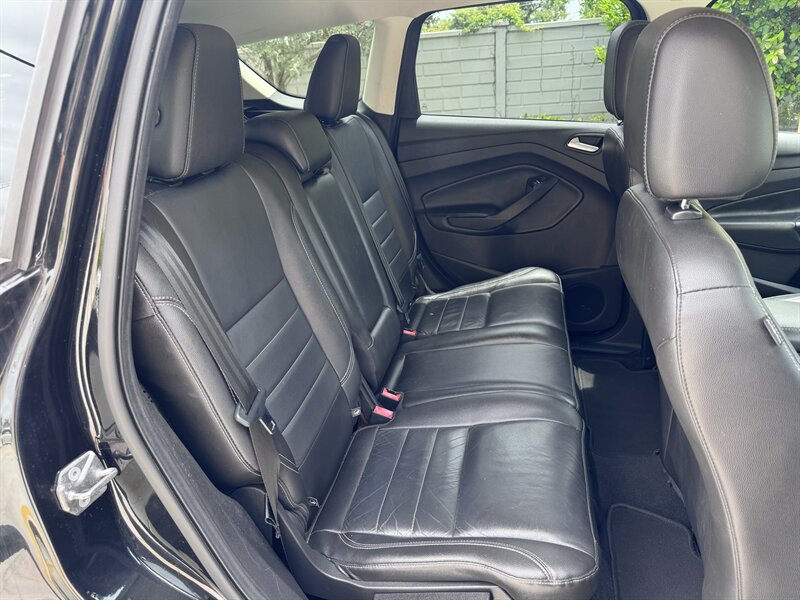 2015 Ford Escape Titanium - Photo 16 - Miami, FL 33147