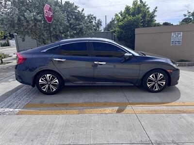 2018 Honda Civic EX-T   - Photo 5 - Miami, FL 33147