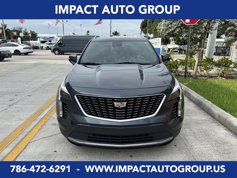 2021 Cadillac XT4 Premium Luxury  
