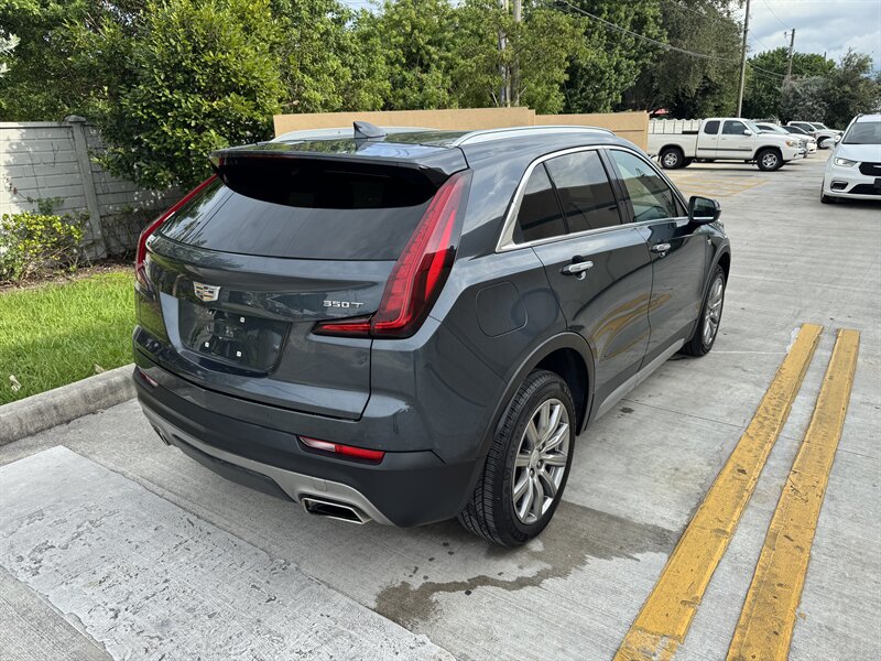 2021 Cadillac XT4 Premium Luxury - Photo 5 - Miami, FL 33147