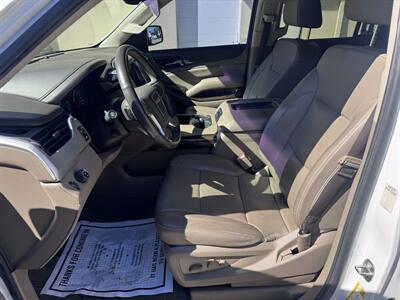 2017 GMC Yukon SLT   - Photo 14 - Miami, FL 33147