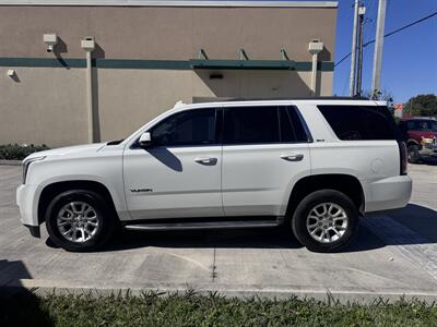 2017 GMC Yukon SLT   - Photo 8 - Miami, FL 33147