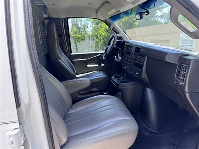 2021 GMC Savana 2500   - Photo 12 - Miami, FL 33147