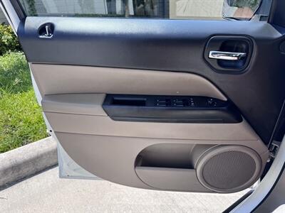2017 Jeep Patriot Latitude   - Photo 11 - Miami, FL 33147