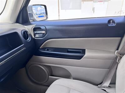 2017 Jeep Patriot Latitude   - Photo 10 - Miami, FL 33147