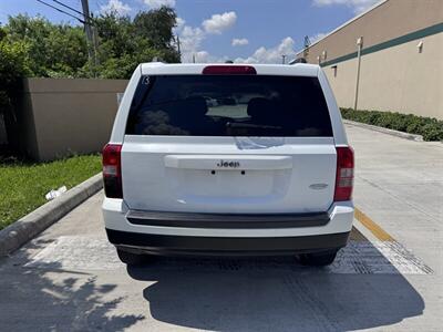 2017 Jeep Patriot Latitude   - Photo 5 - Miami, FL 33147