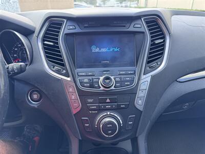 2014 Hyundai SANTA FE GLS   - Photo 11 - Miami, FL 33147
