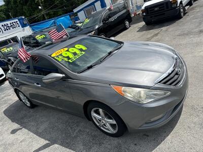 2013 Hyundai SONATA Limited   - Photo 8 - Miami, FL 33147