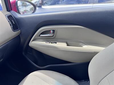 2017 Kia Rio LX   - Photo 8 - Miami, FL 33147