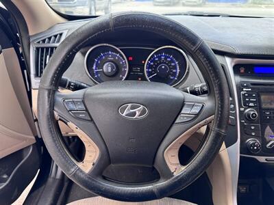 2011 Hyundai SONATA GLS   - Photo 8 - Miami, FL 33147